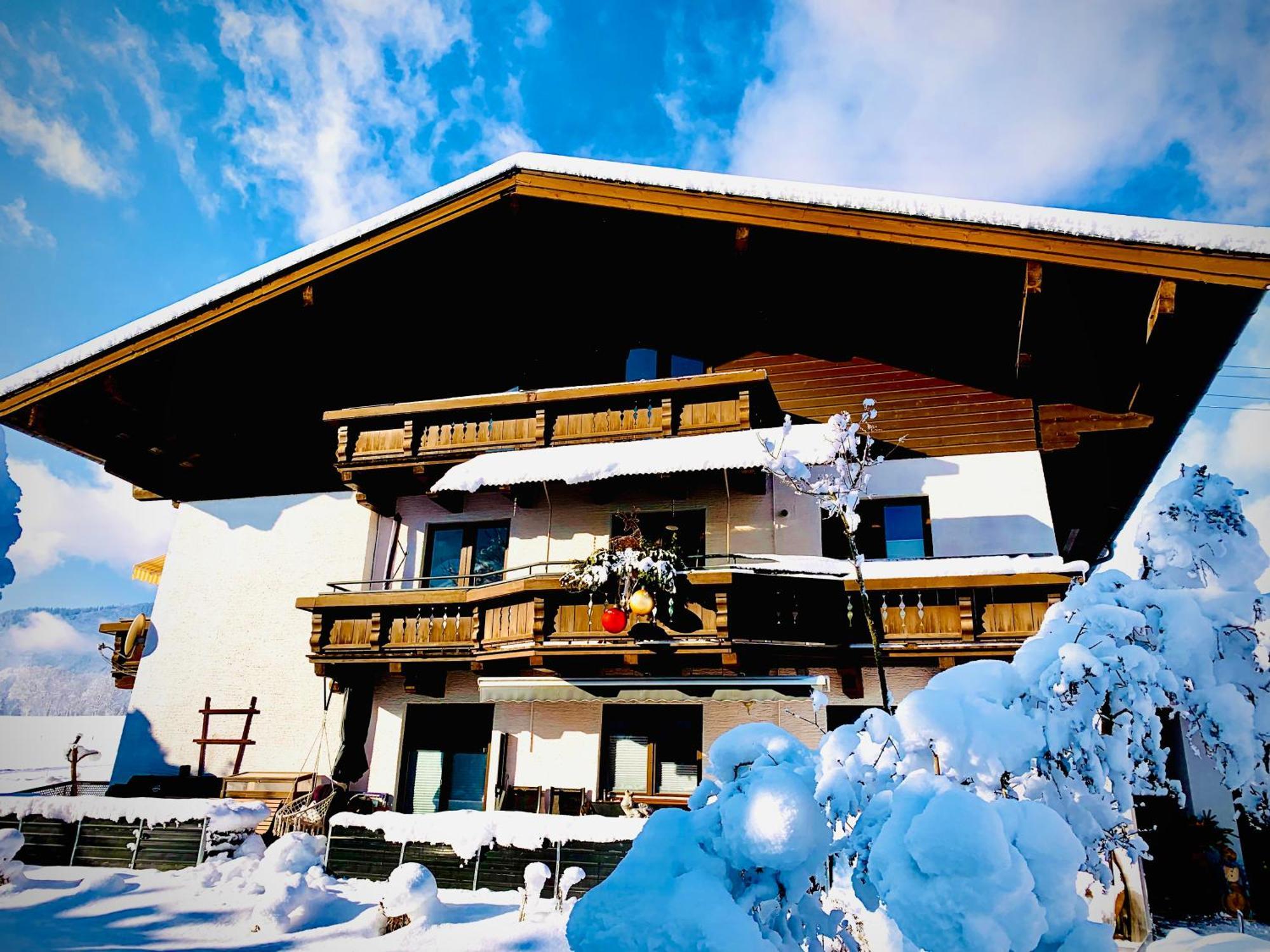 Bergblick Apartment Saalfelden Exterior photo